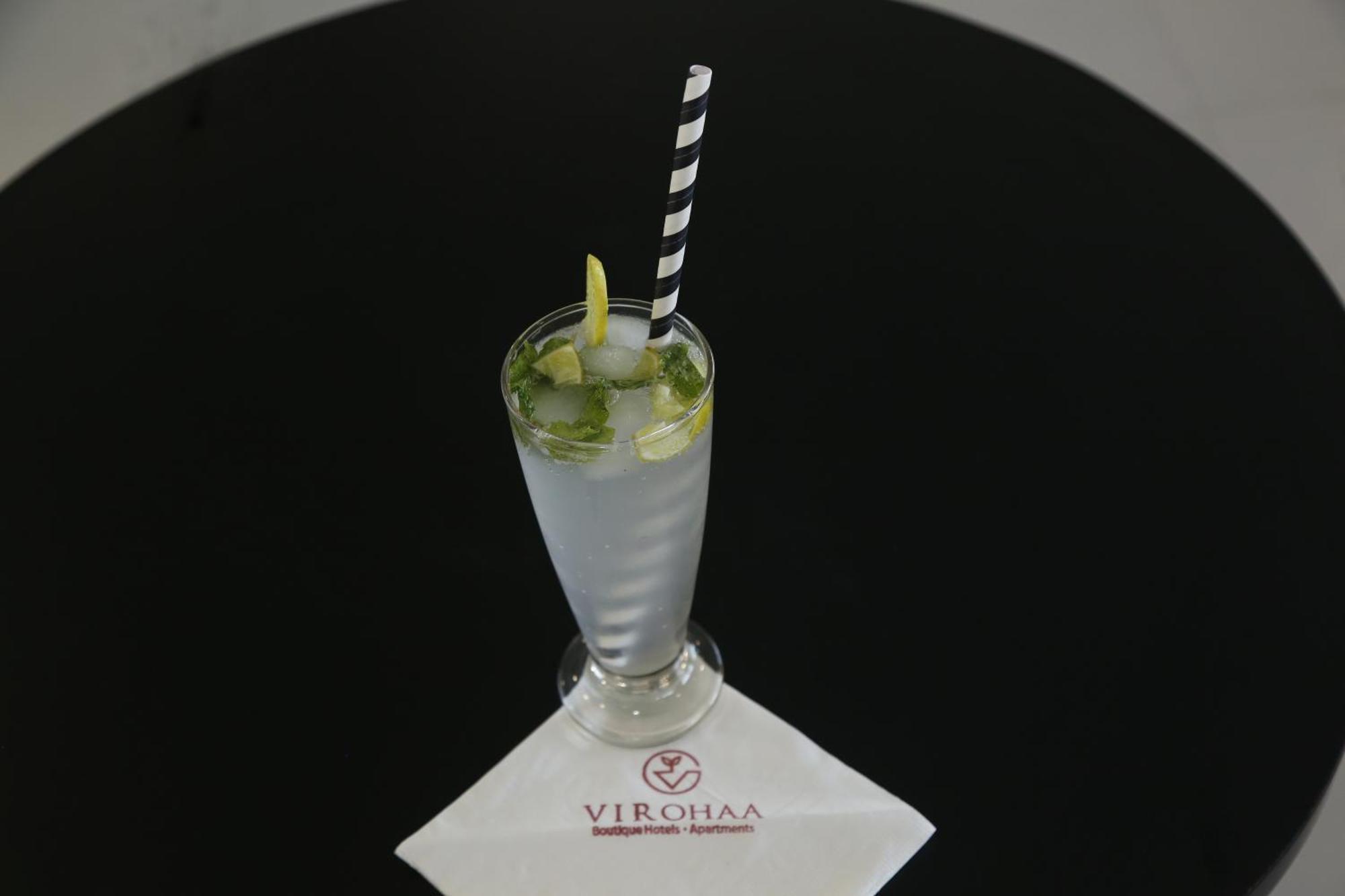 Virohaa Garden Hotel Газиабад Екстериор снимка